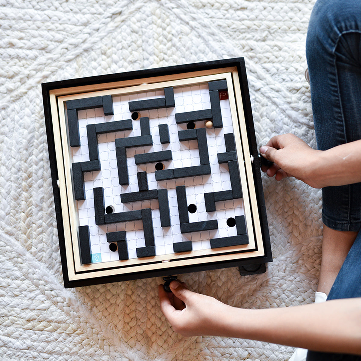 MAZE: A DIY Virtual Reality Adventure